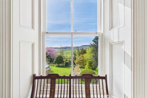 CAM04201G0-PR0078-STILL013