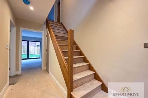 Plot 2 Entrance Hall