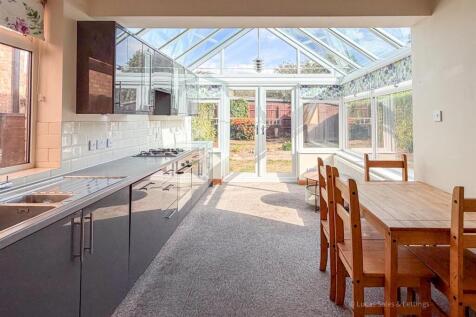 3 Bryant Rd Kett-2.jpg
