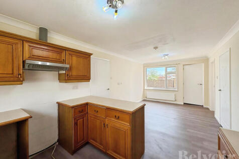 Hills Road, Saham Toney, IP25 photo 4