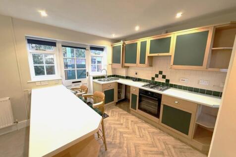 Marton Road, Bridlington, East Yorkshire, YO16 photo 4