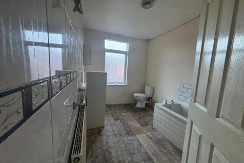 Bathroom T202512101145.jpg