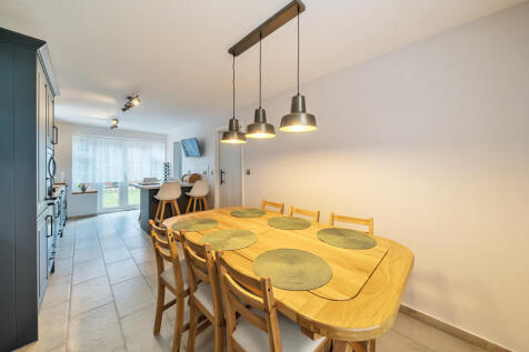 1313569-8-68653fe...