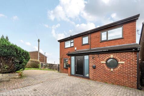 Oldham, OL2 - property photo