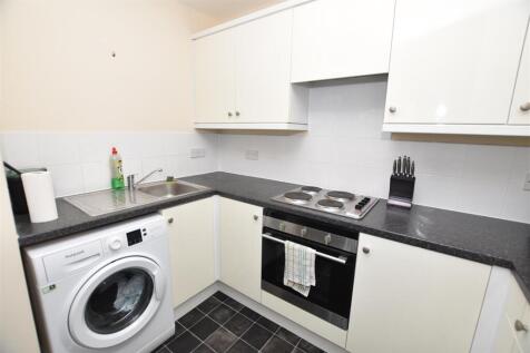 Sydney Court, Canvey Island photo 5