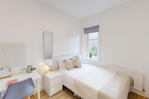 102 Spencer Street NE6 5DA photo 3