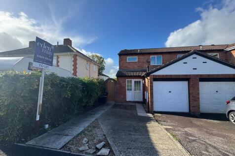 2-bed terraced on Campion Drive, Taunton, TA1, £1,250/mo