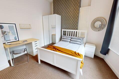 Student Digs - St St