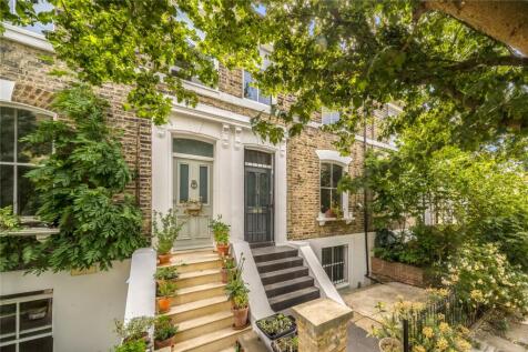 London, E8 - property photo