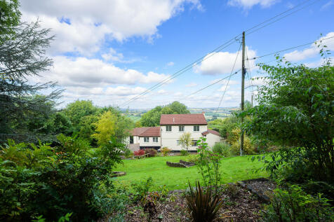 Plumtree Cottage-...