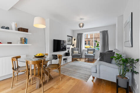 Kitchen/Sitting/Dining Room of 46 Logie Green Road