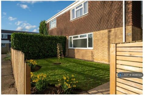 3-bed terraced on Whitfield Close, Cambridge, CB4, £1,850/mo
