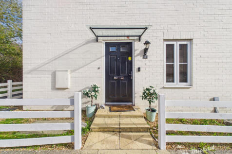 CAM03218G0-PR1204-STILL024