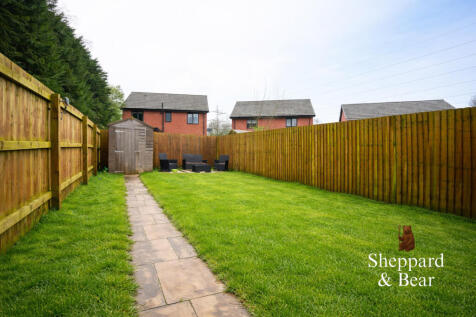 Garden rear.jpg