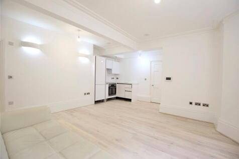 Kitchen/Living Area
