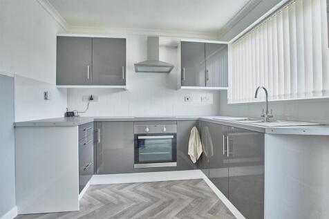 Middlefield Ct Hinckley 4.jpg