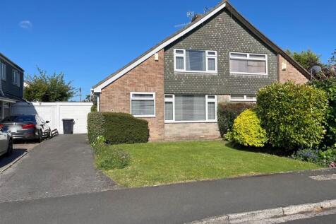 Front shot of property.jpg