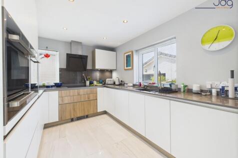 German-designed Keller kitchen diner