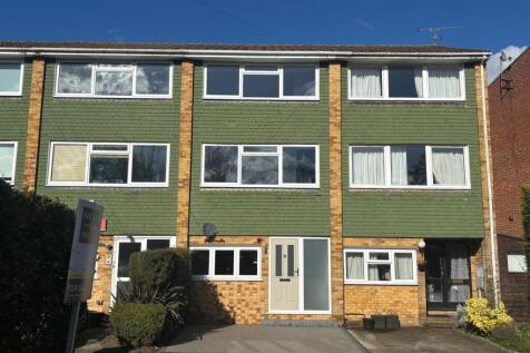 Shepperton, TW17 - property photo