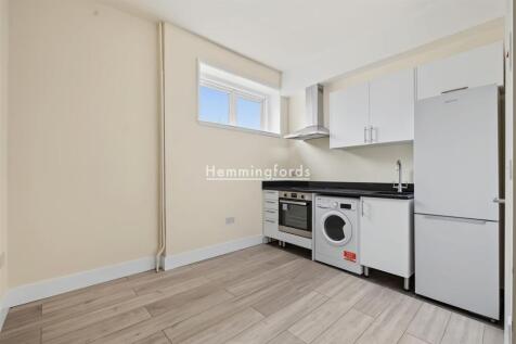 Flat 3, 426 West Green Road N15 3PU-With Watermark