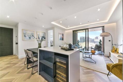 32 Walton Clark Hous