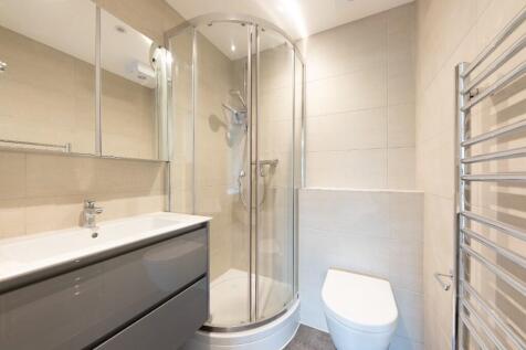 Ensuite shower room