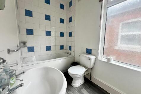 Boughey Road, Shelton, Stoke-On-Trent, ST4 photo 4