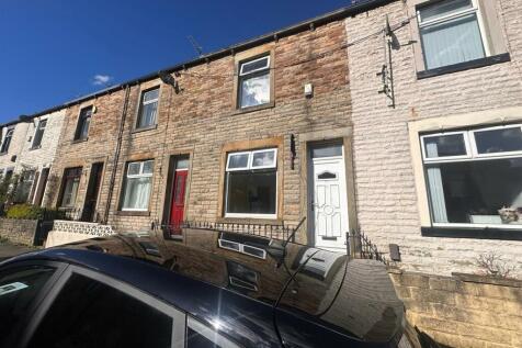 Burnley, BB12 - property photo