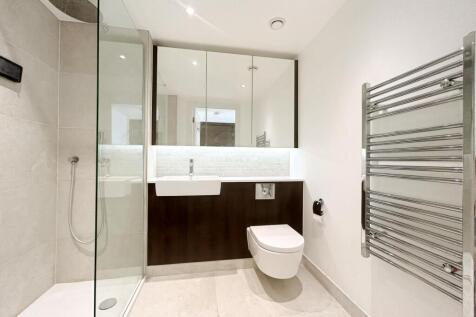 The Landmark Pinnacle, 10 Marsh Wall, London, E14 9PG photo 4