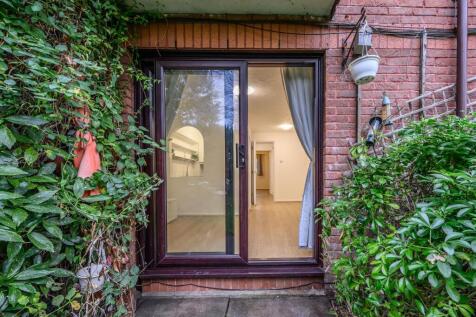 42 Maple Gate-20.jpg