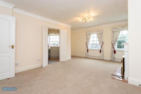 Sitting/Dining Room