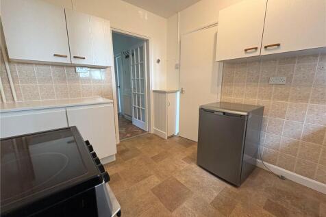 Yatesbury, Calne, Wiltshire, SN11 photo 5