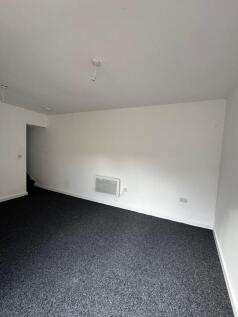 Office to rent Image 3