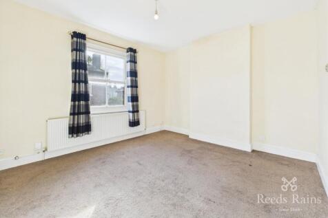 Lounge / Bedroom