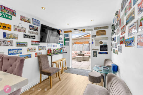 Garden Room / Garage