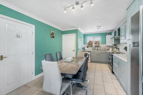 3 Churchgate (Sutterton)-13