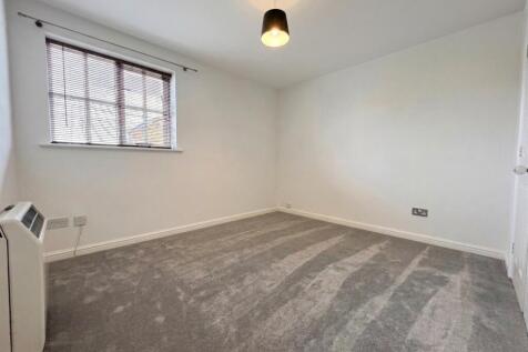 Hadley Grange, Harlow, Essex, CM17 photo 5