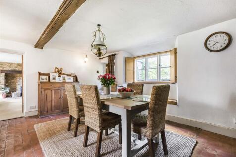 Lower End Farmhouse, 10 High Street South, Tiffiel