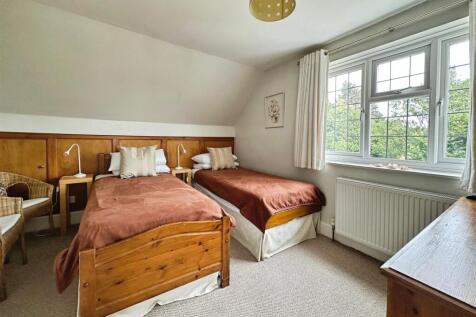 56c865a3--4F86-8C26-37EE14EE517A-29810-000027BF806