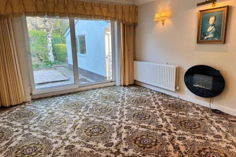 DINING ROOM/BEDROOM THREE