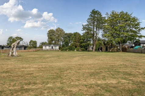 1332193-3-688a395...