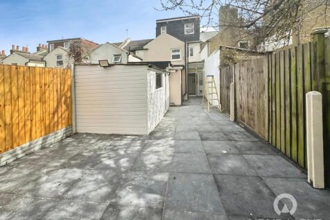 Peacock Street, Gravesend, Kent, DA12 photo 5