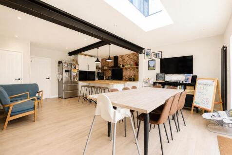 OP Kitchen - Diner.jpg