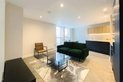 1-bed flat on Castle Wharf, M15, £1,650/mo