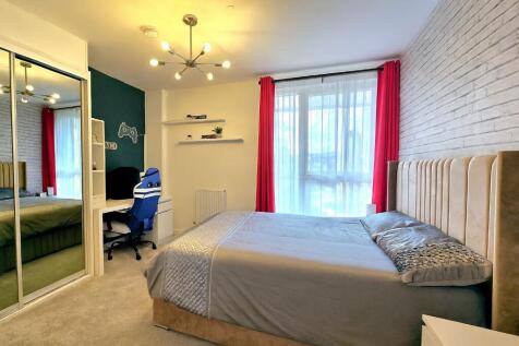 Shearwater Drive, London, NW9 photo 4