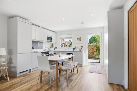 7 Lords Terrace, Southwold 5.jpg