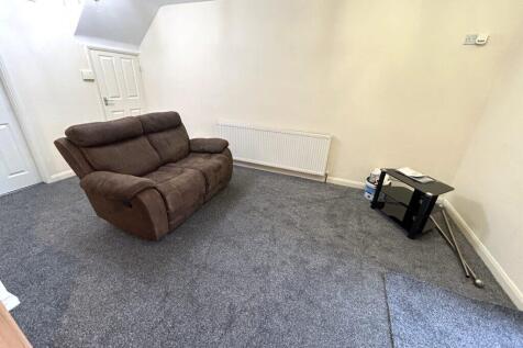 2 William Royd Lane, Heckmondwike, WF16 9SA photo 3