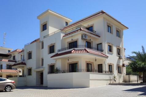 REDUCED-Amazing 3 Bedroom Penthouse with fabulous Design and Seaside location Image 82 1