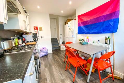 Lombard Grove, Manchester, Greater Manchester, M14 photo 3