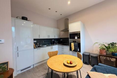Bentley Road, Liverpool, L8 photo 3
